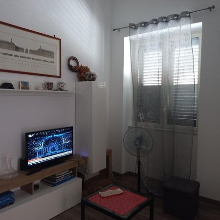 Davide Guest House Палермо Екстериор снимка