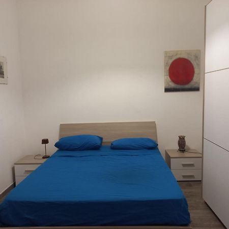 Davide Guest House Палермо Екстериор снимка