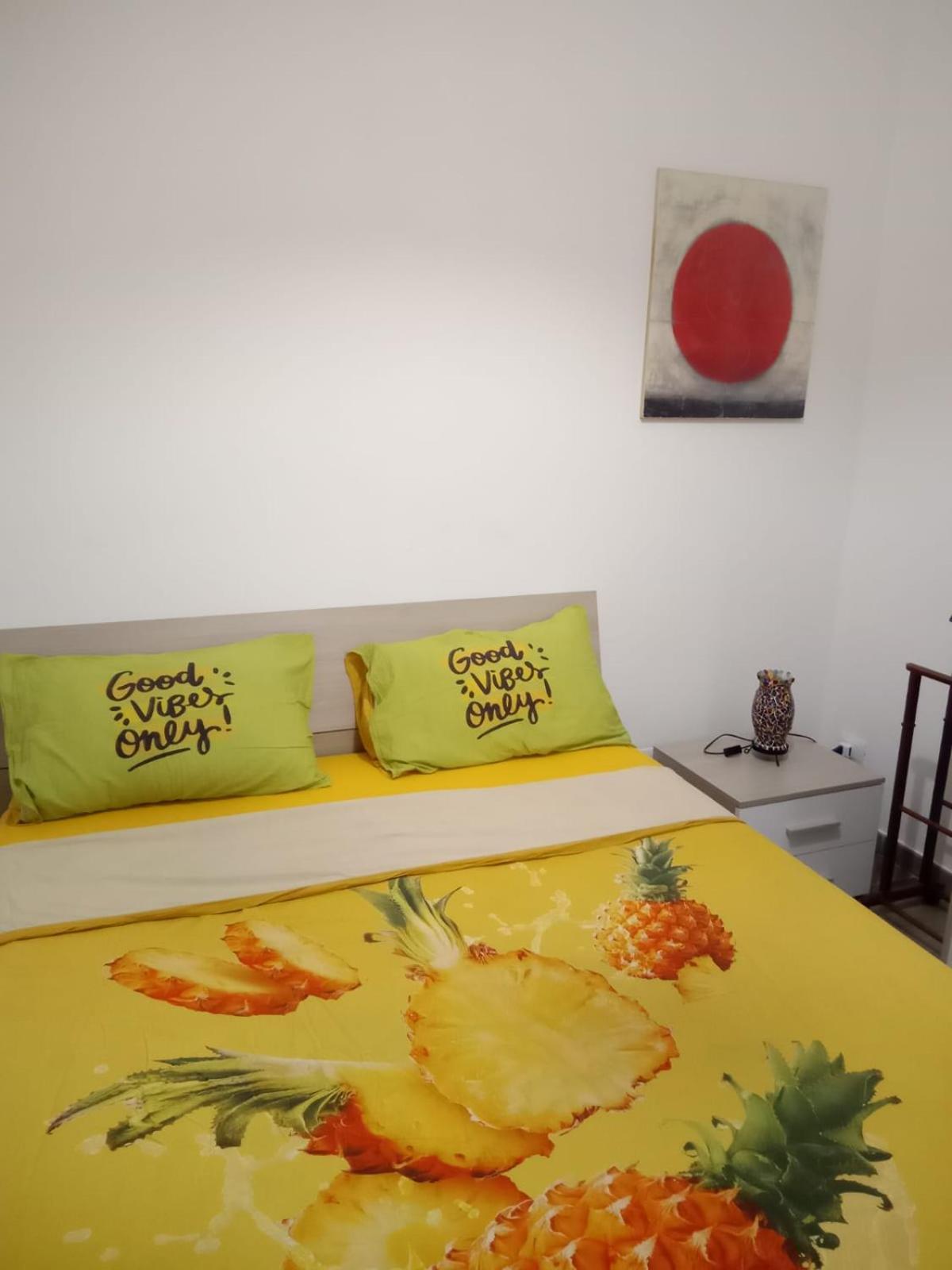 Davide Guest House Палермо Екстериор снимка