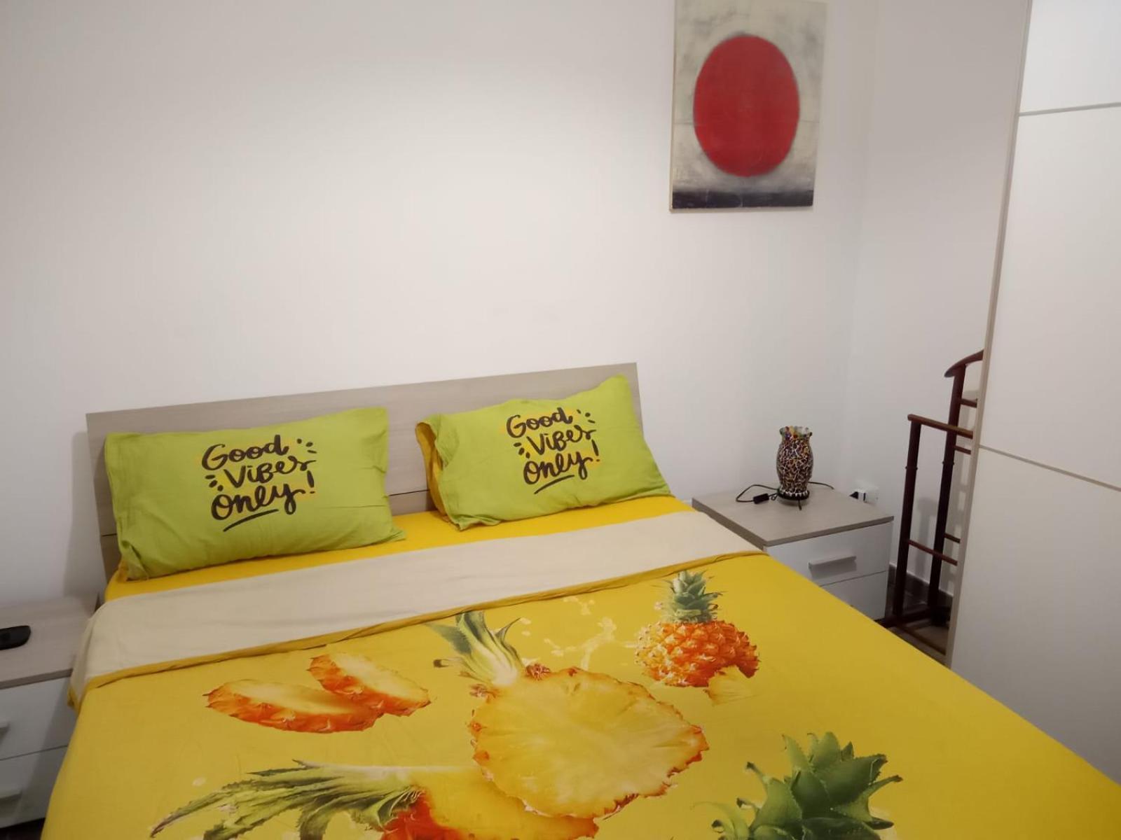Davide Guest House Палермо Екстериор снимка